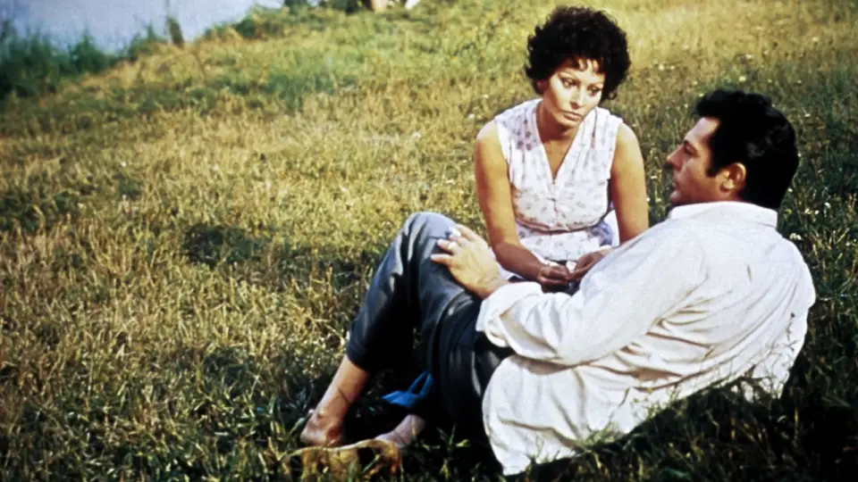 Смотреть онлайн Подсолнухи (1970) в хорошем качестве