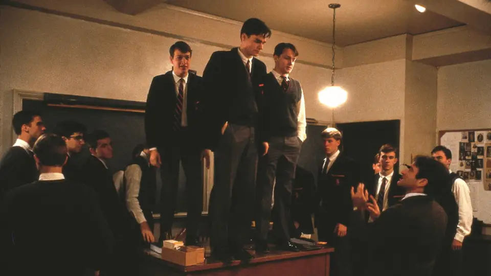 Смотреть онлайн Общество мёртвых поэтов (1989) в хорошем качестве