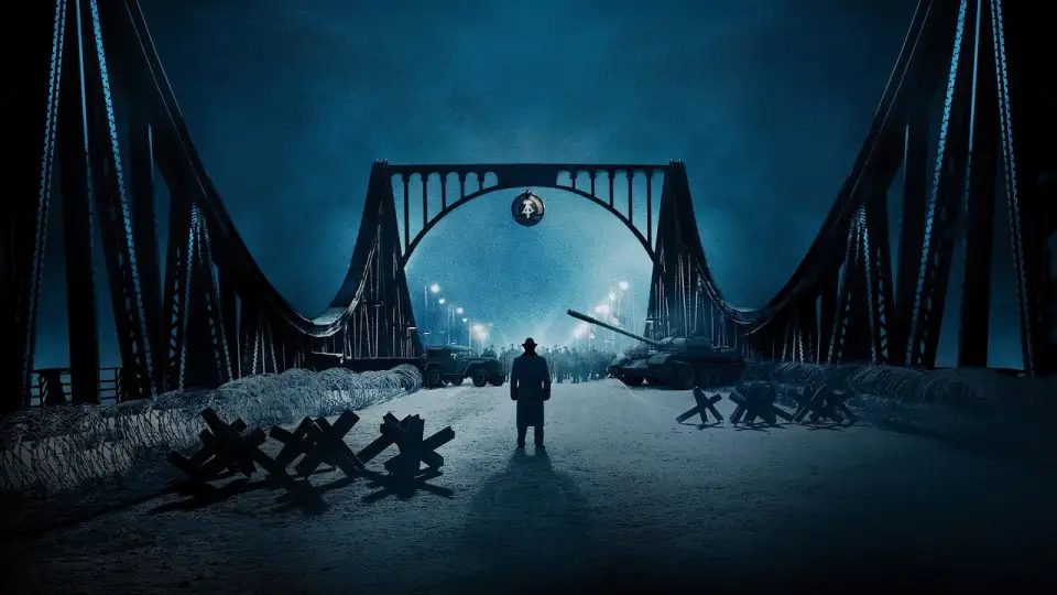 Смотреть онлайн Шпионский мост (2015) в хорошем качестве