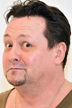 Максим Сергеев Максим Сергеев