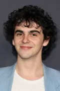 Джек Дилан Грейзер