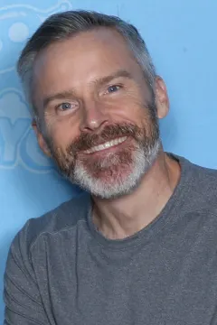 Роджер Крейг Смит Роджер Крейг Смит