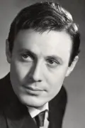 Юрий Соломин