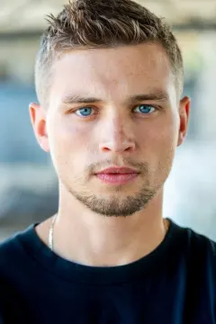 Даррен Манн