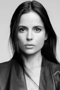 Елена Анайя